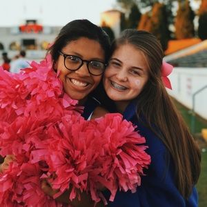 Meet your Posher, Alexis